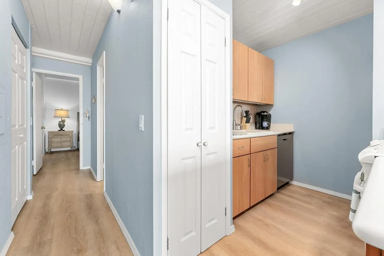 Convenient To Downtown Kihei, Across Famous Charley Young Beach, 3 Pool, Tennis Courts Mv3407 0*, Kihei
